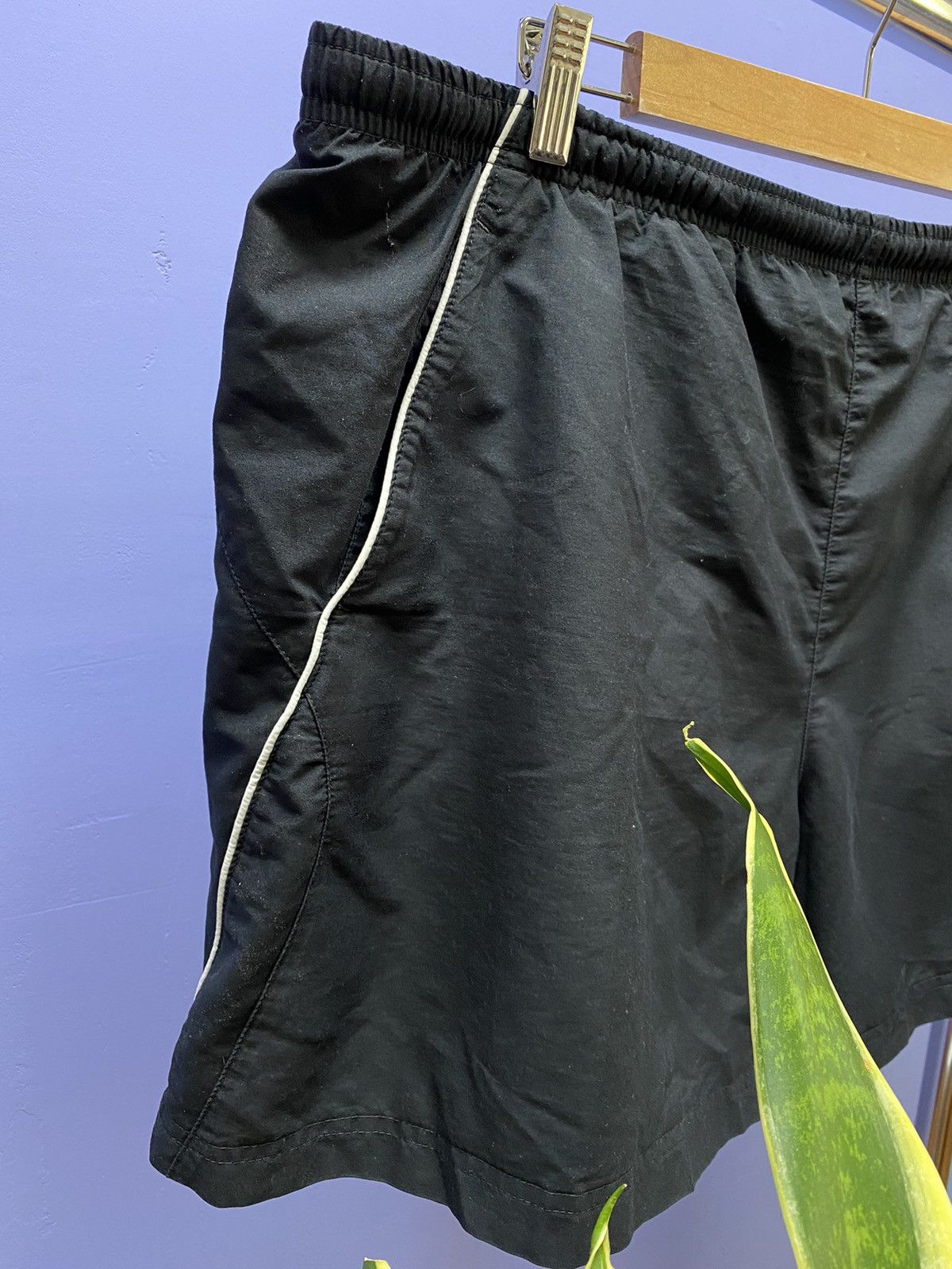 Nike × Vintage Vintage Nike Small Logo Swoosh Shorts Size XXL Size US 36 / EU 52 - 7 Thumbnail