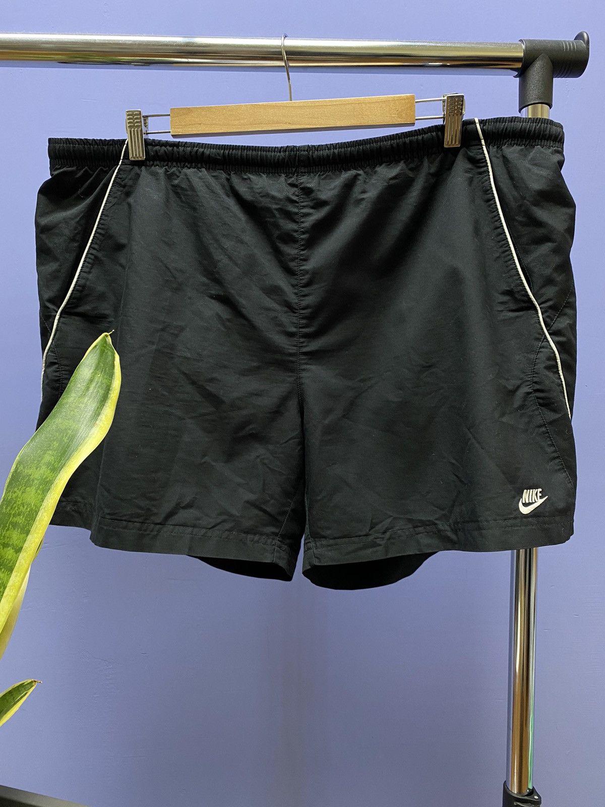 Nike × Vintage Vintage Nike Small Logo Swoosh Shorts Size XXL Size US 36 / EU 52 - 4 Thumbnail