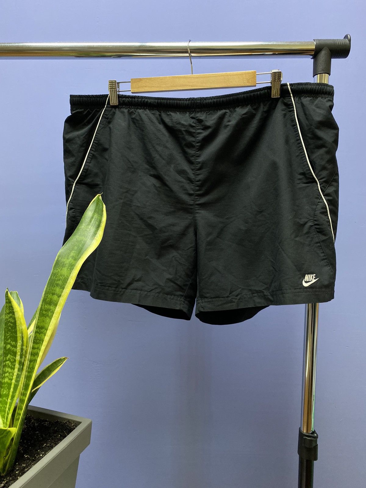 Nike × Vintage Vintage Nike Small Logo Swoosh Shorts Size XXL Size US 36 / EU 52 - 1 Thumbnail