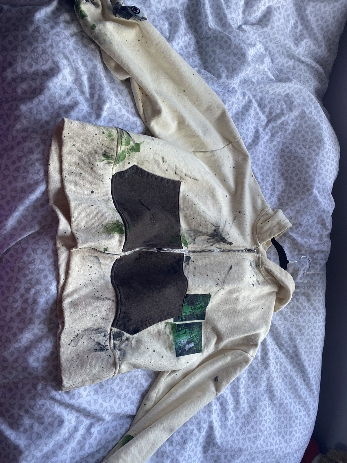 Momformal Paint Hoodie
