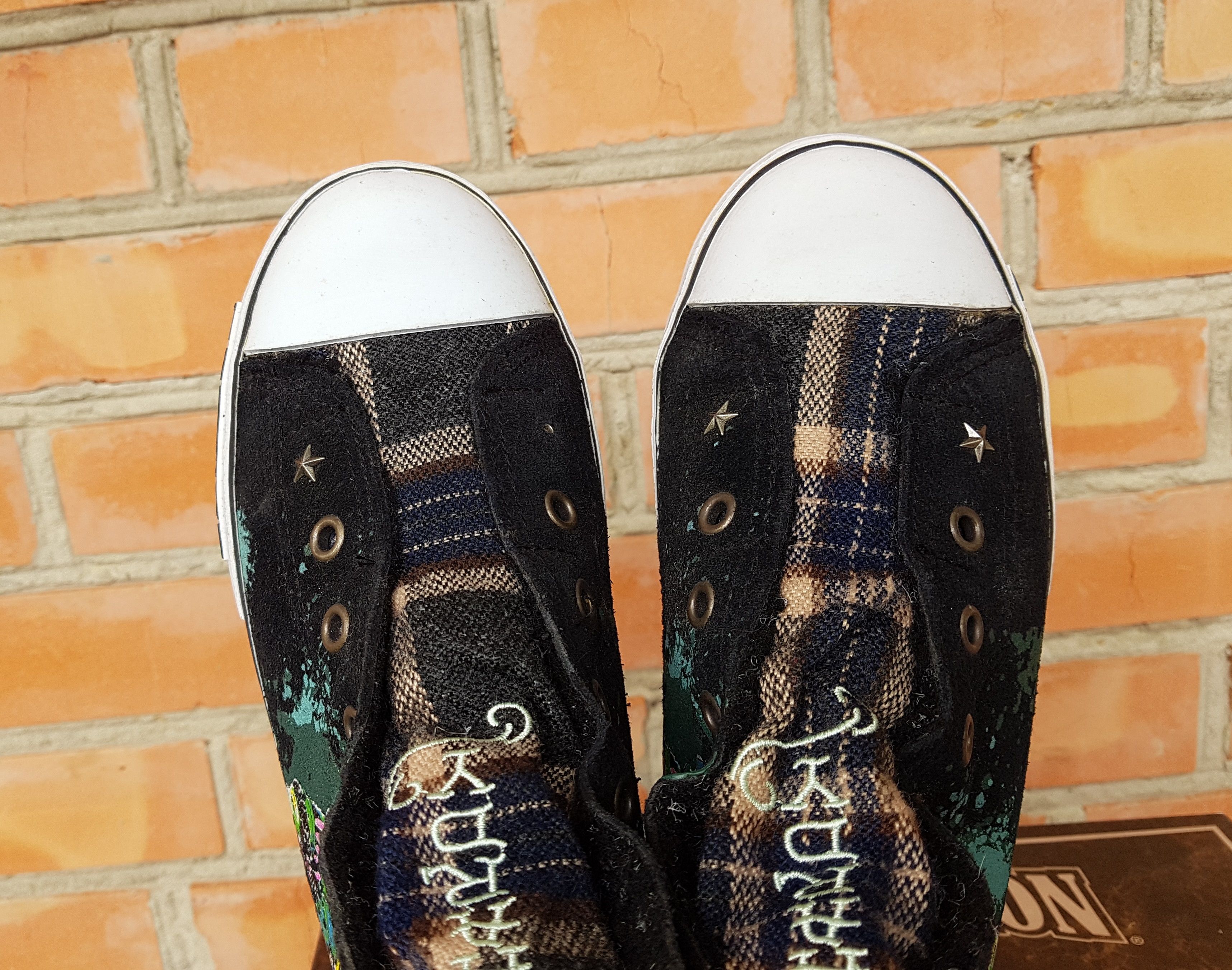Ed Hardy Vintage Ed Hardy Hi-Top Womens Sherpa Suede Sneakers Size US 8 / IT 38 - 9 Thumbnail