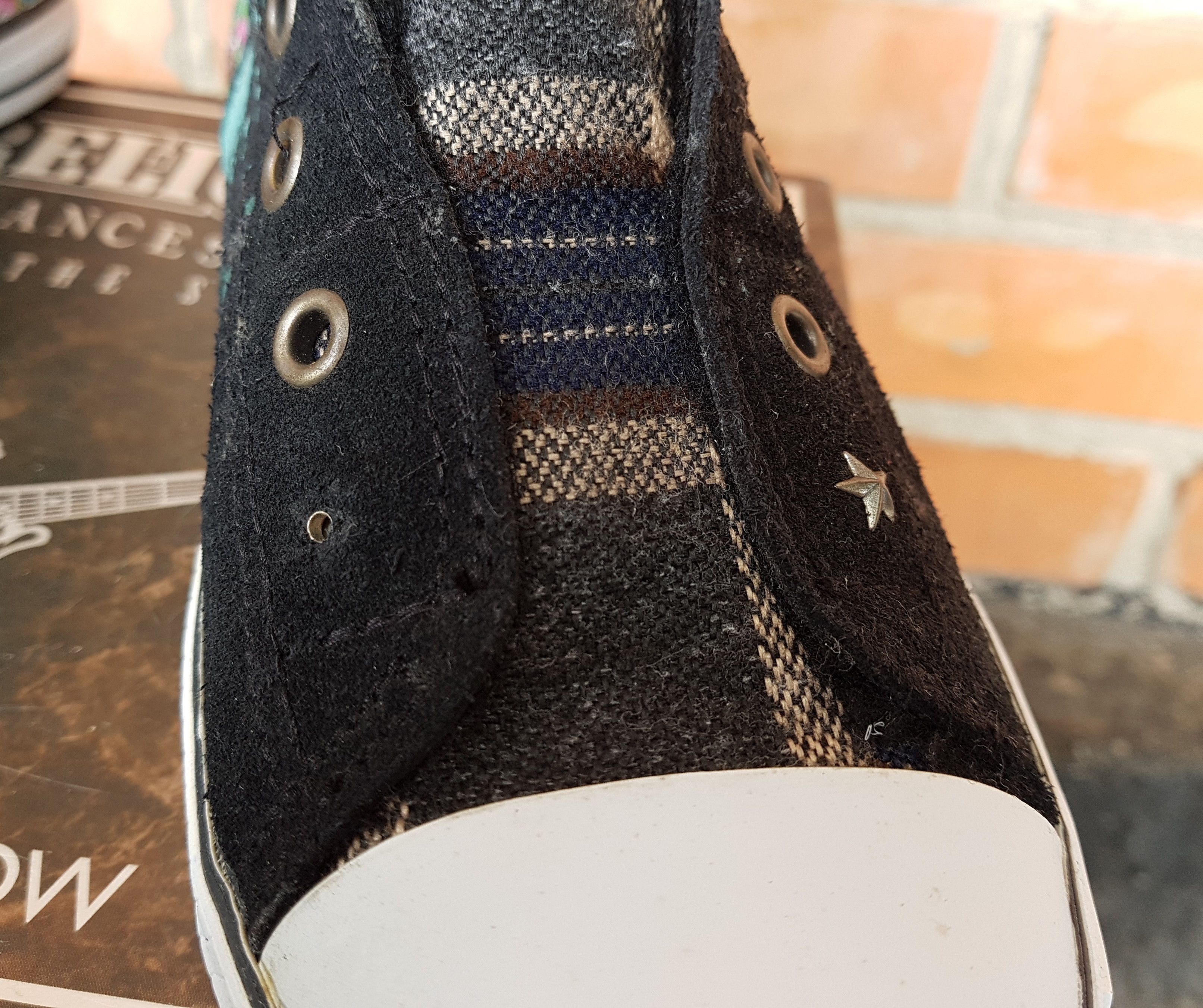 Ed Hardy Vintage Ed Hardy Hi-Top Womens Sherpa Suede Sneakers Size US 8 / IT 38 - 10 Thumbnail