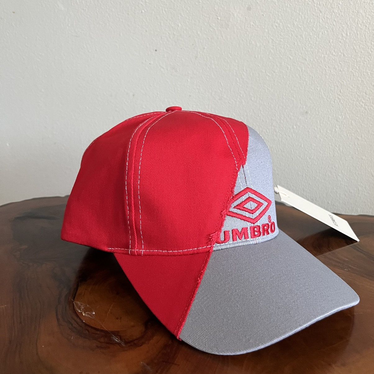 Umbro × Vetements Vetements x Umbro Split Hat Size ONE SIZE - 2 Thumbnail