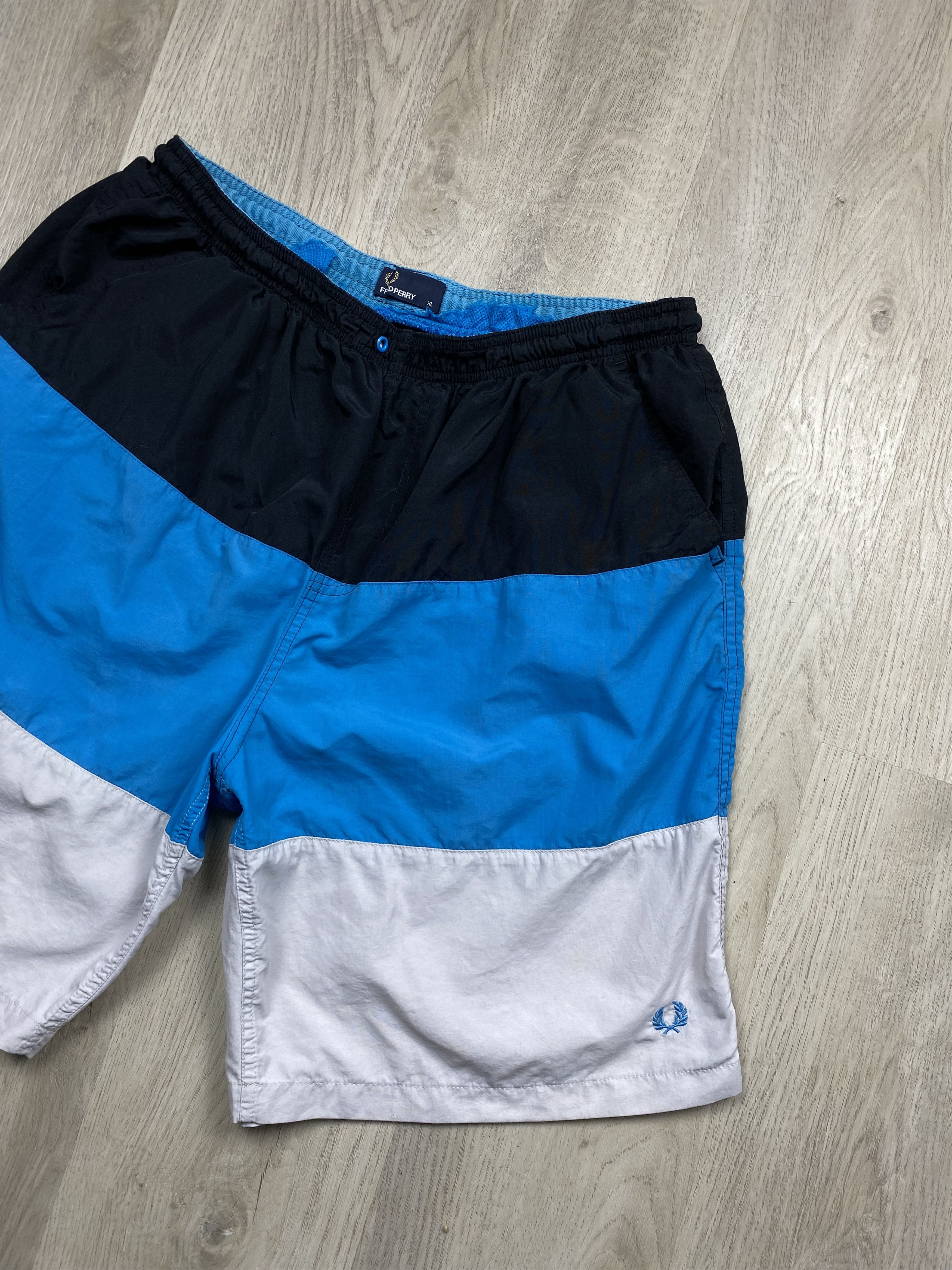 Fred Perry × Vintage Fred Perry Vintage Mens Nylon Shorts Y2K Size US 32 / EU 48 - 2 Thumbnail