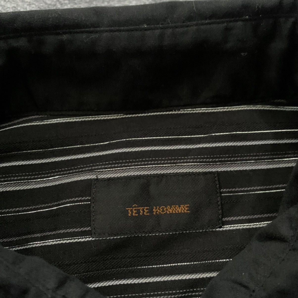 Issey Miyake × Pleats Please Issey Miyake × Tete Homme 🔥TETE HOMME stripes Hiden button and Double collarshirt Size US L / EU 52-54 / 3 - 5 Thumbnail