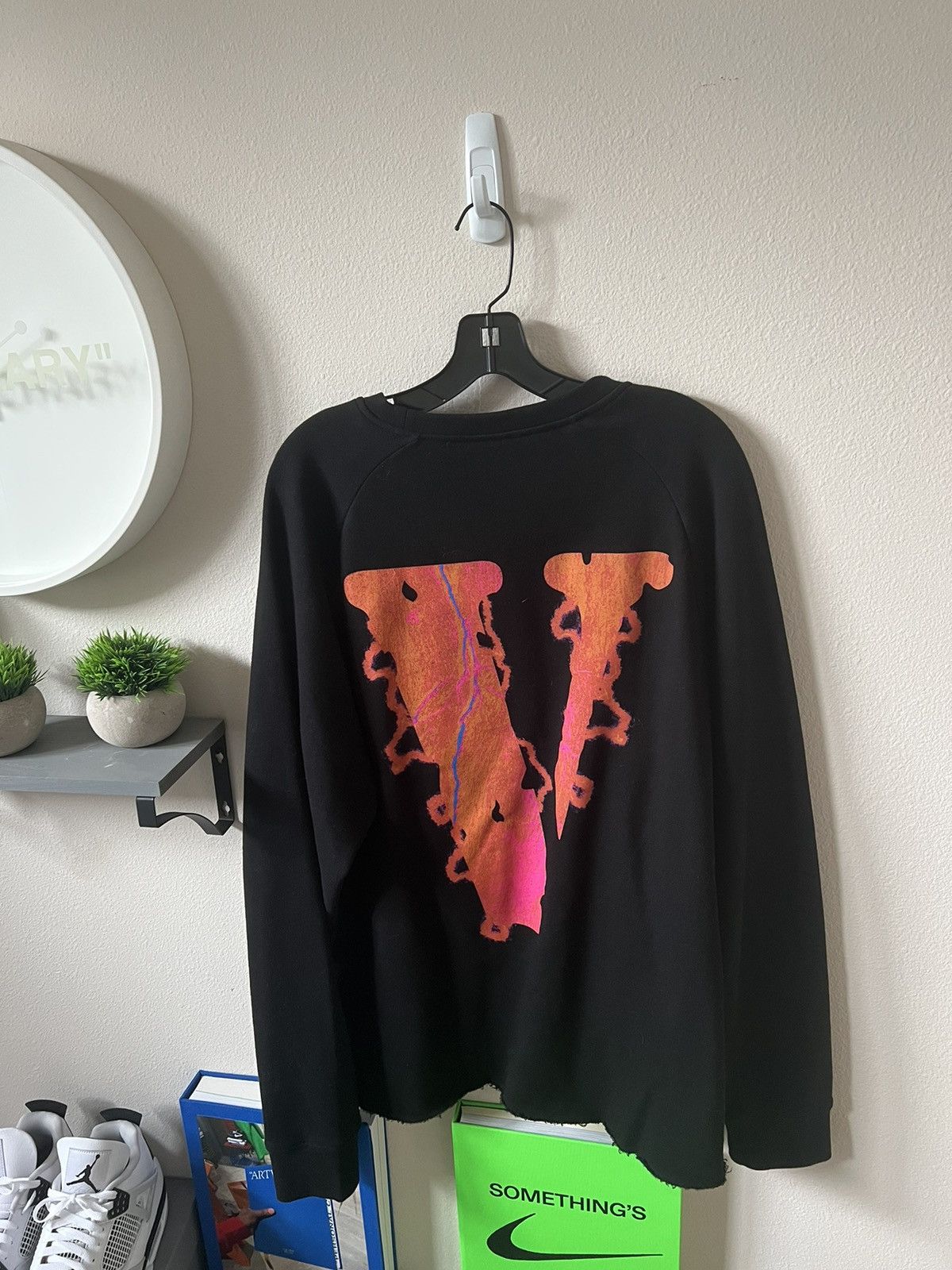 Vlone Vlone Stonecold Crewneck Sweatshirt Size US XL / EU 56 / 4 - 4 Thumbnail