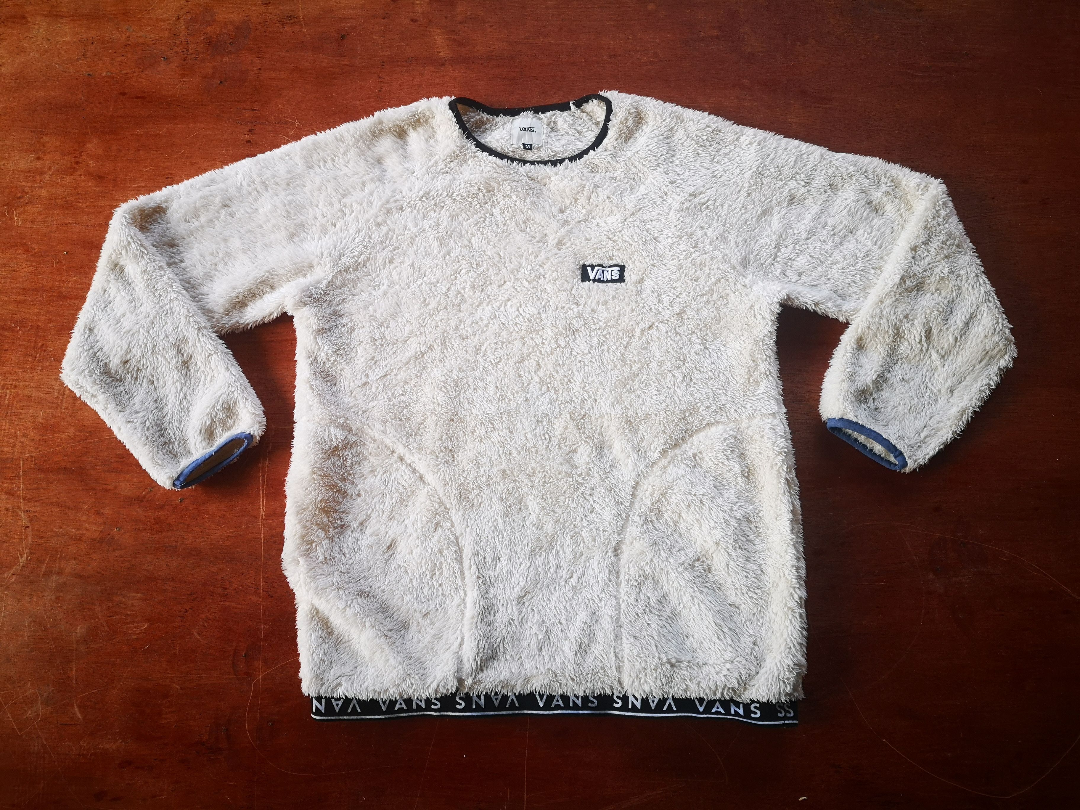 Vans Vans Foux Fur Fleece Sweatshirt Size US L / EU 52-54 / 3 - 3 Thumbnail