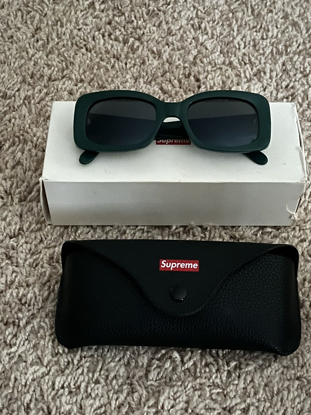 Supreme 2024 moda sunglasses