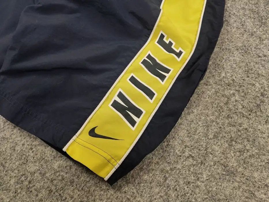 Nike Vintage 90's Nike Shorts Big Logo swoosh casual Streetwear Size US 34 / EU 50 - 5 Thumbnail
