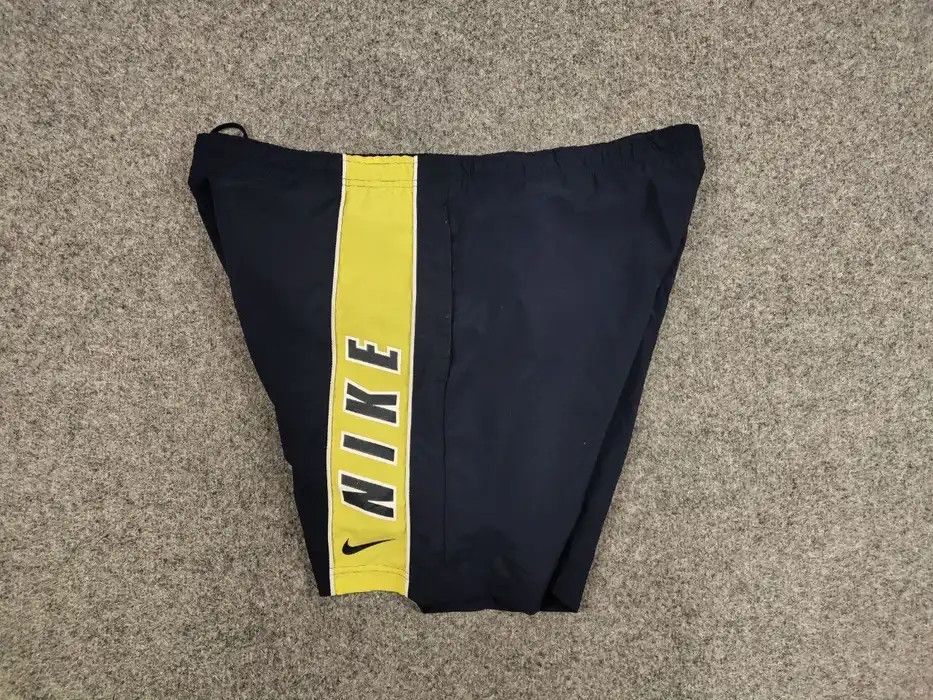 Nike Vintage 90's Nike Shorts Big Logo swoosh casual Streetwear Size US 34 / EU 50 - 8 Thumbnail