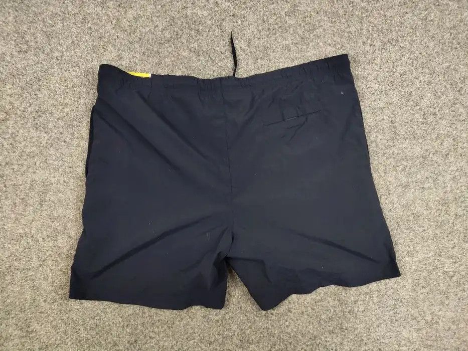 Nike Vintage 90's Nike Shorts Big Logo swoosh casual Streetwear Size US 34 / EU 50 - 7 Thumbnail