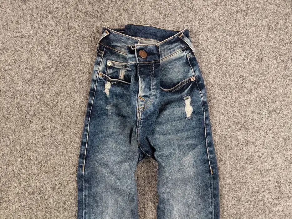 True Religion Vintage True Religion Rocco Relaxed Skinny Faded Denim Jeans Size US 28 / EU 44 - 3 Thumbnail