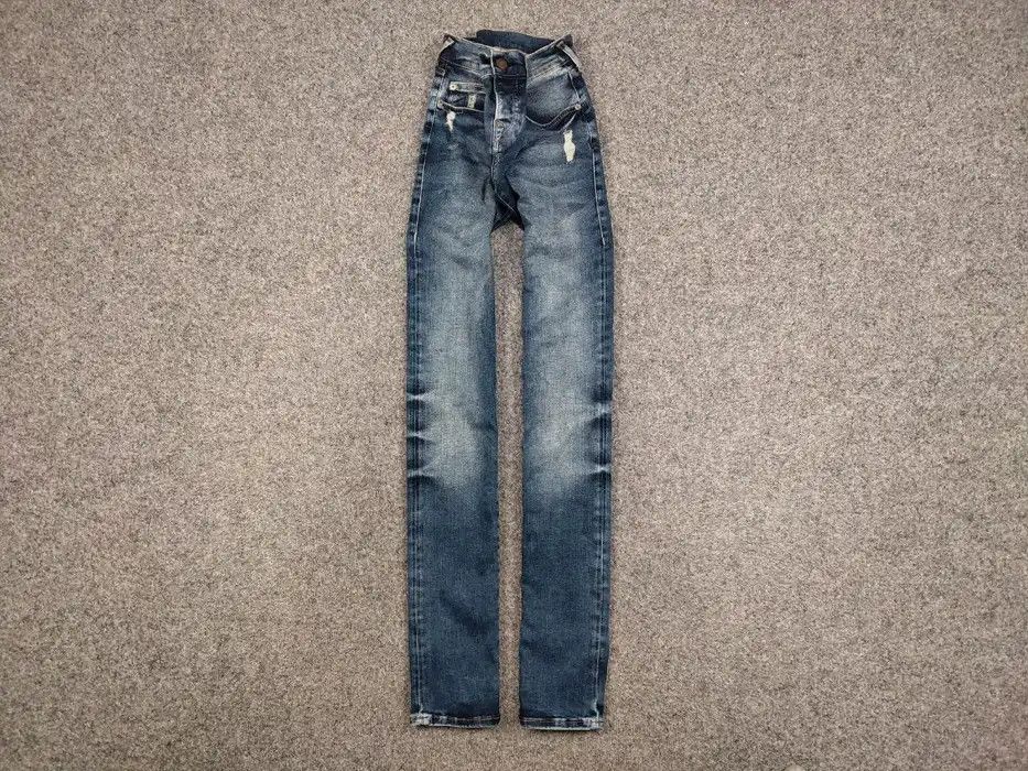 True Religion Vintage True Religion Rocco Relaxed Skinny Faded Denim Jeans Size US 28 / EU 44 - 1 Thumbnail