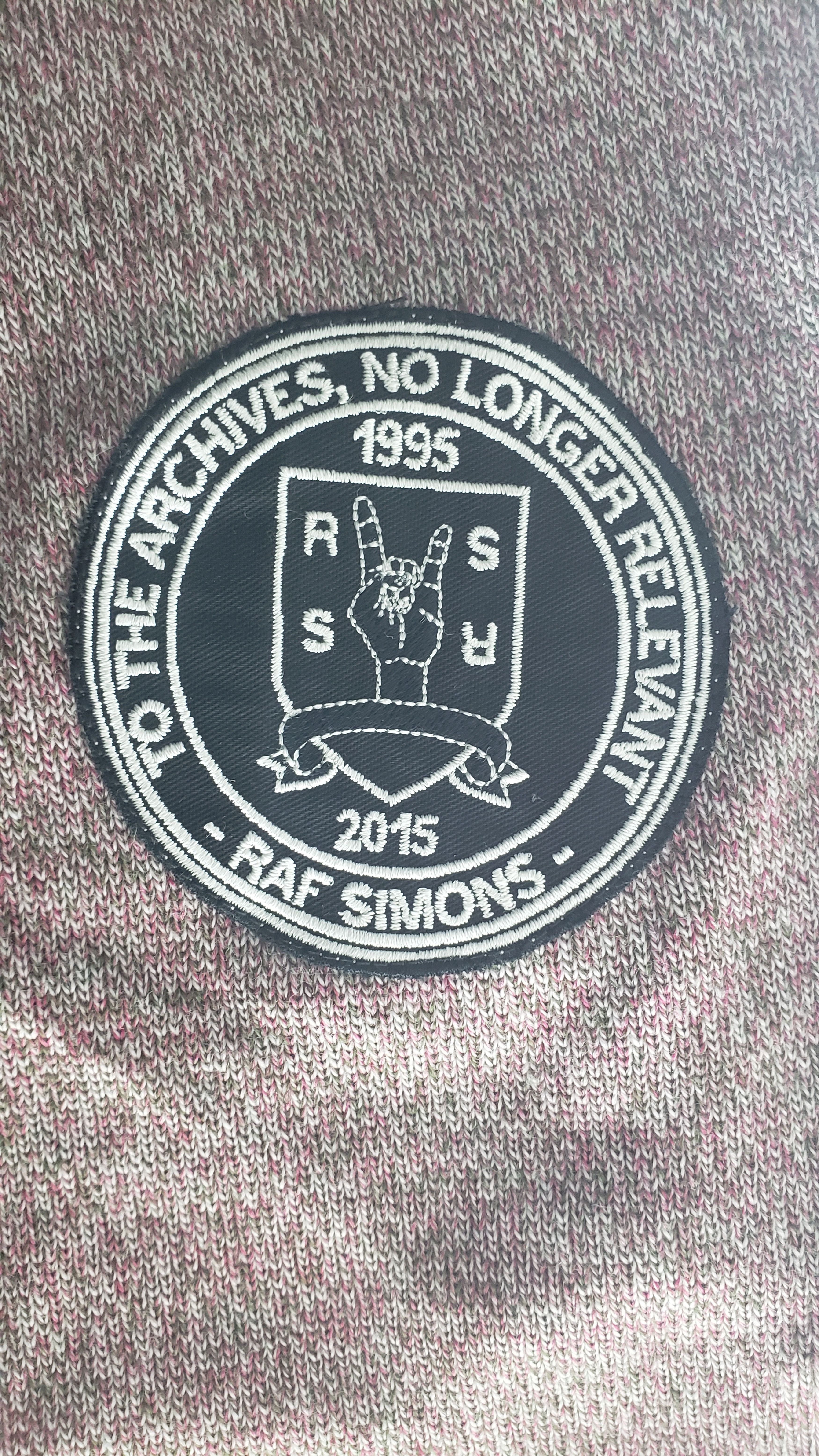 Raf Simons Raf simons knitted roundneck sweater with badge Size US XL / EU 56 / 4 - 7 Thumbnail