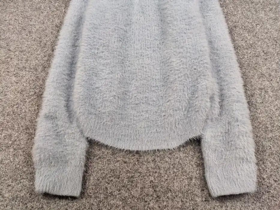 Japanese Brand Vintage 90's Japanese Blue Mohair Style Fuzzy Sweater Hype Size M / US 6-8 / IT 42-44 - 4 Thumbnail