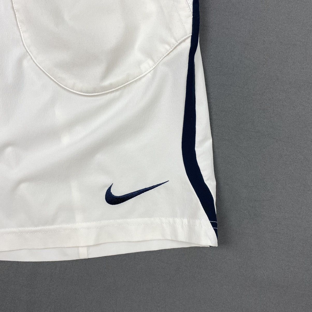 Vintage 2000s Vintage Nike Court Patch Pocket Nylon Tech Shorts Size US 32 / EU 48 - 2 Thumbnail