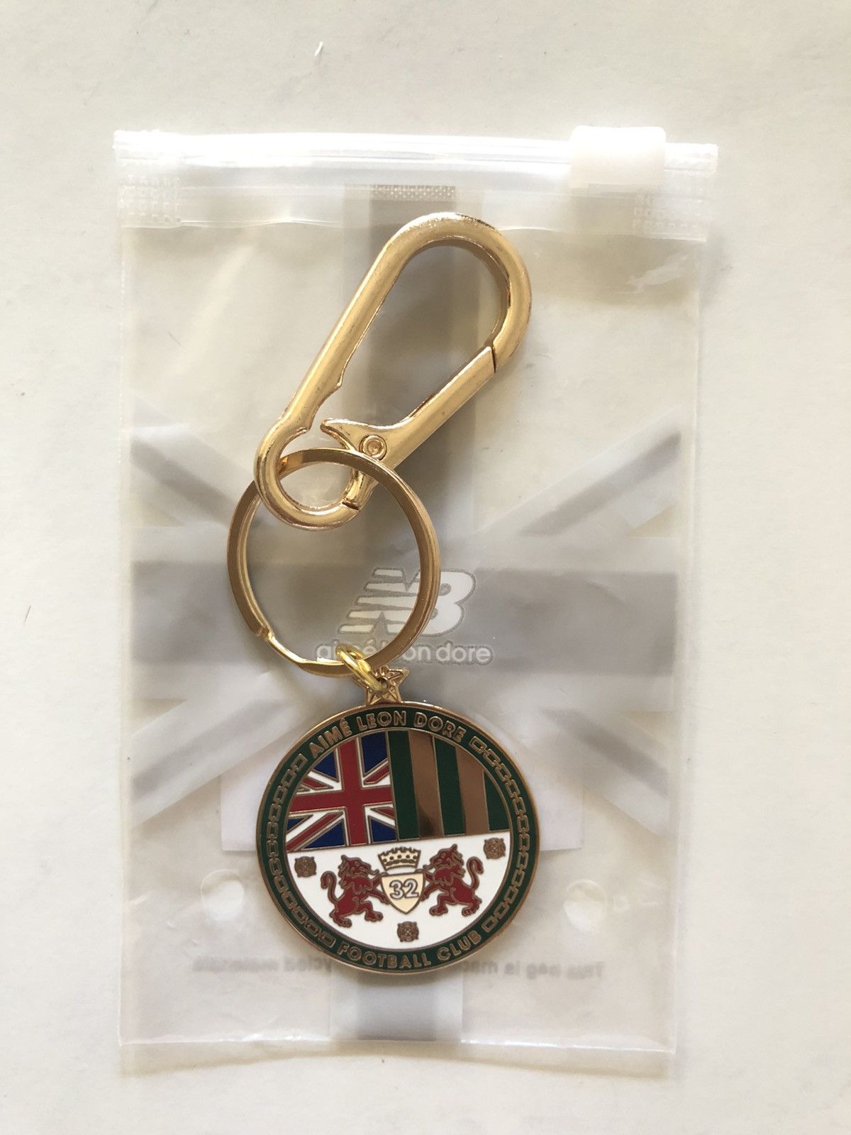 Aime Leon Dore × New Balance Set of 2 ALD / New Balance 991 Keychain and Pin Pack green Size ONE SIZE - 4 Thumbnail