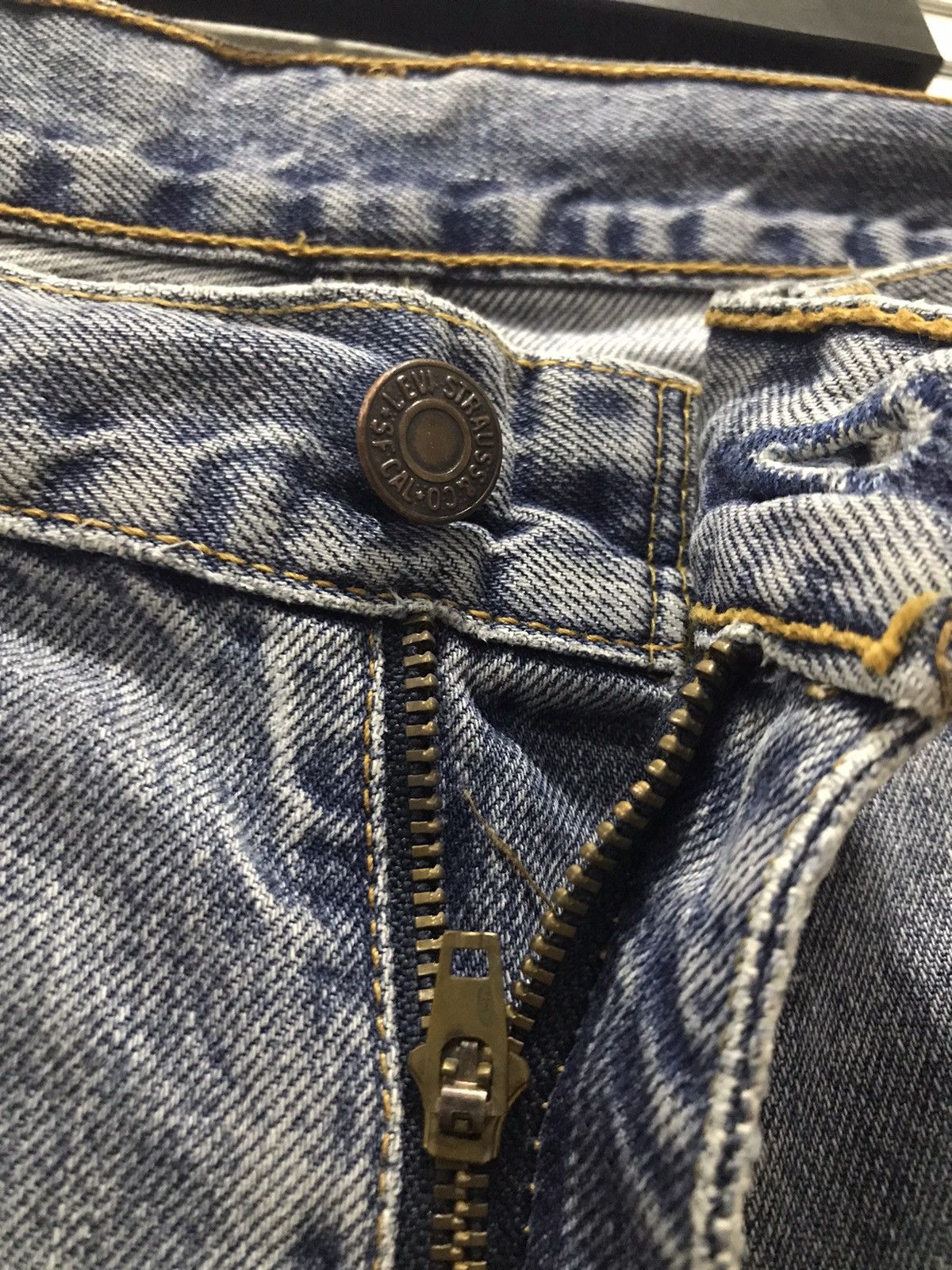 Levi's Vintage Levis Distressed Denim jeans pants Size US 32 / EU 48 - 10 Thumbnail