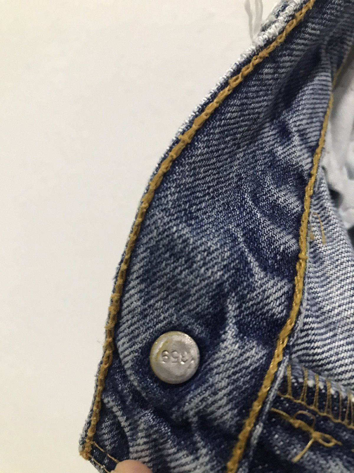 Levi's Vintage Levis Distressed Denim jeans pants Size US 32 / EU 48 - 20 Thumbnail