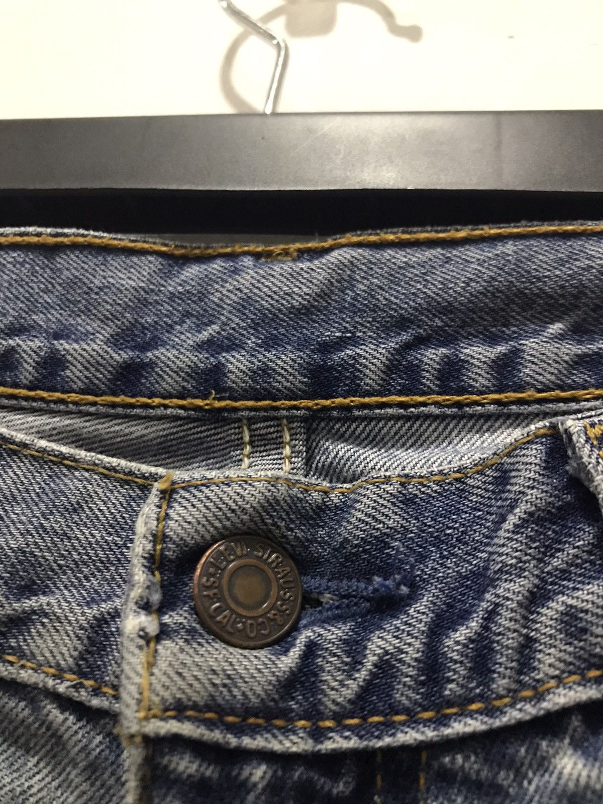 Levi's Vintage Levis Distressed Denim jeans pants Size US 32 / EU 48 - 8 Thumbnail
