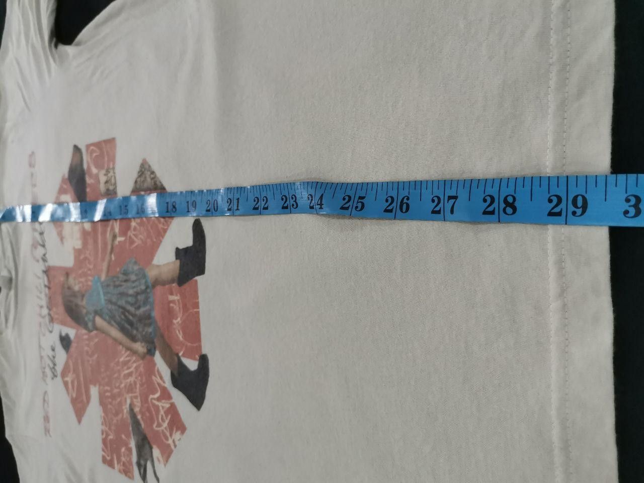 Band Tees Vintage Red Hot Chili Papers Rock Band T-Shirt Size US M / EU 48-50 / 2 - 5 Thumbnail