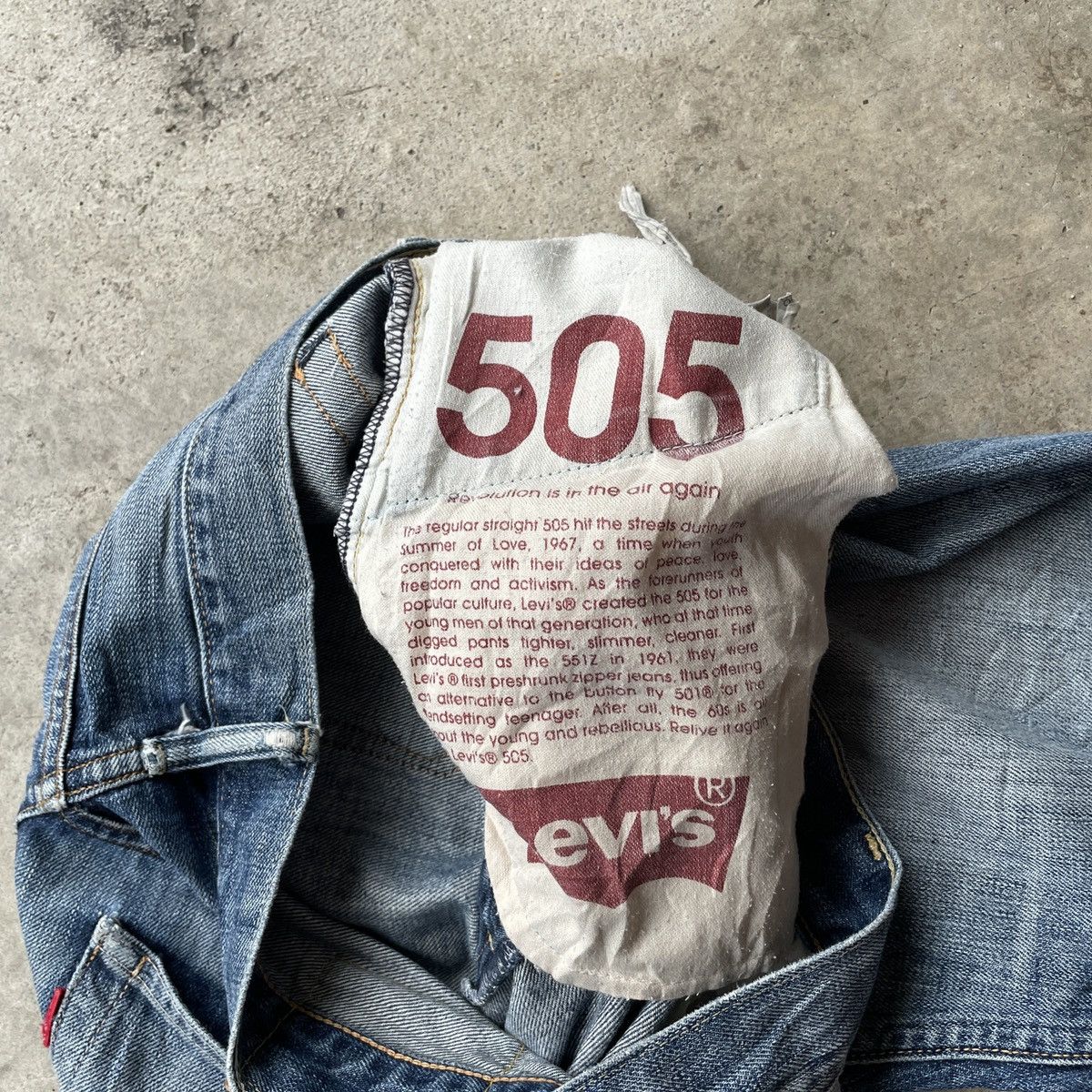 Levi's Vintage Clothing Vintage Levi’s 505 Distressed Faded Denim Jeans Pants W32 Size US 32 / EU 48 - 7 Thumbnail