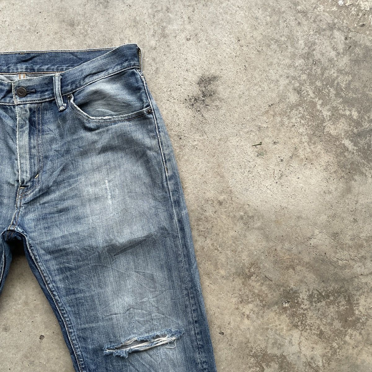 Levi's Vintage Clothing Vintage Levi’s 505 Distressed Faded Denim Jeans Pants W32 Size US 32 / EU 48 - 5 Thumbnail