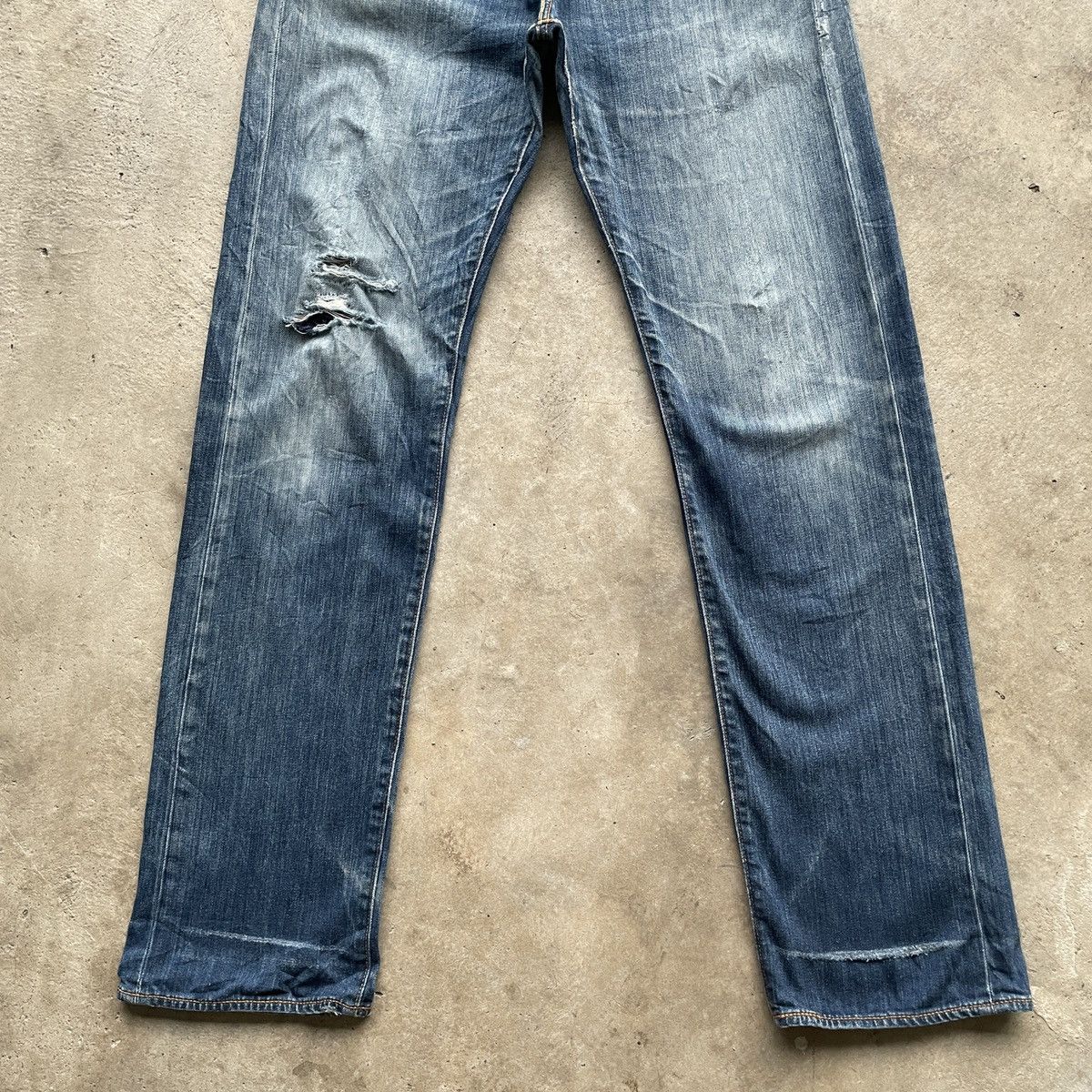 Levi's Vintage Clothing Vintage Levi’s 505 Distressed Faded Denim Jeans Pants W33 Size US 33 - 4 Thumbnail