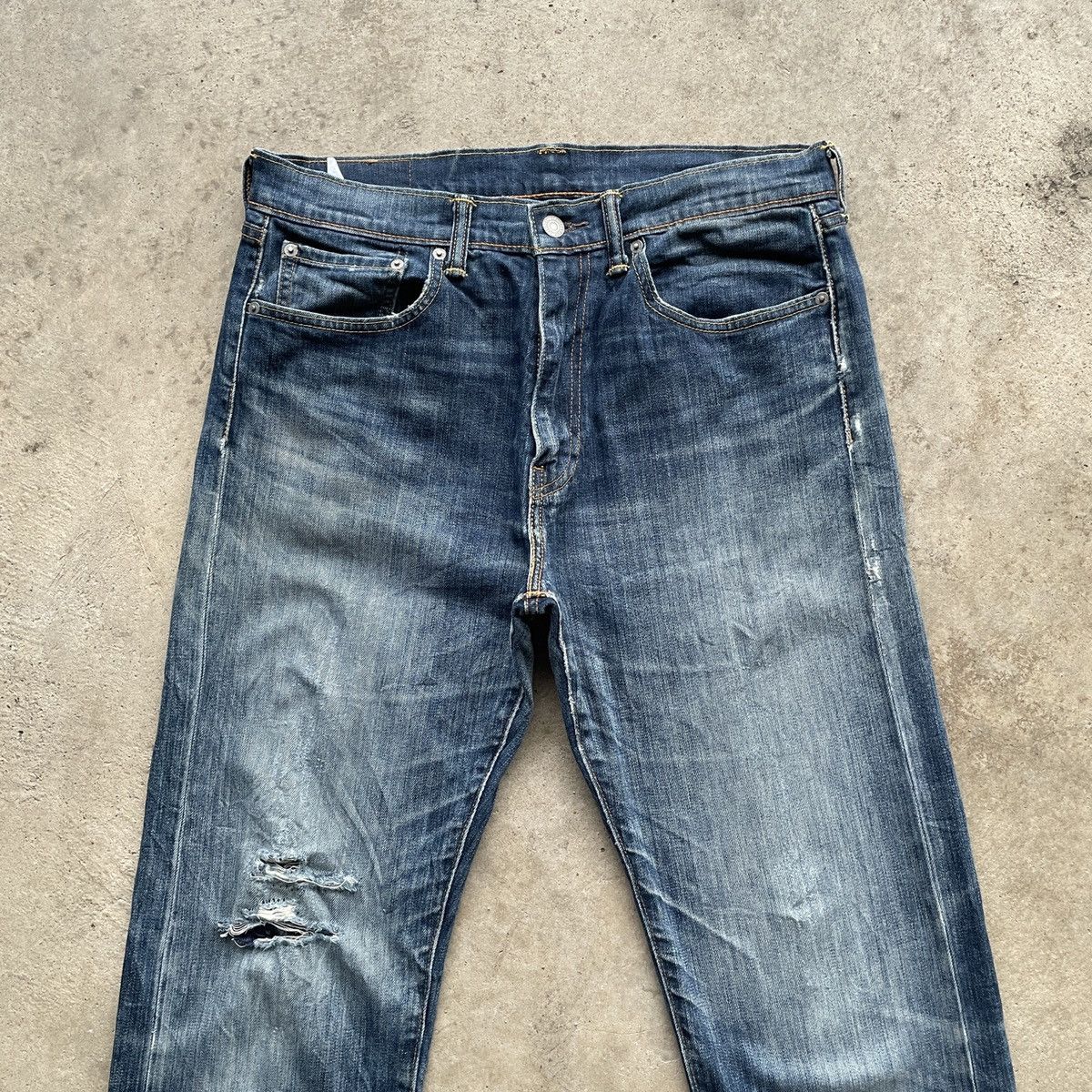 Levi's Vintage Clothing Vintage Levi’s 505 Distressed Faded Denim Jeans Pants W33 Size US 33 - 3 Thumbnail