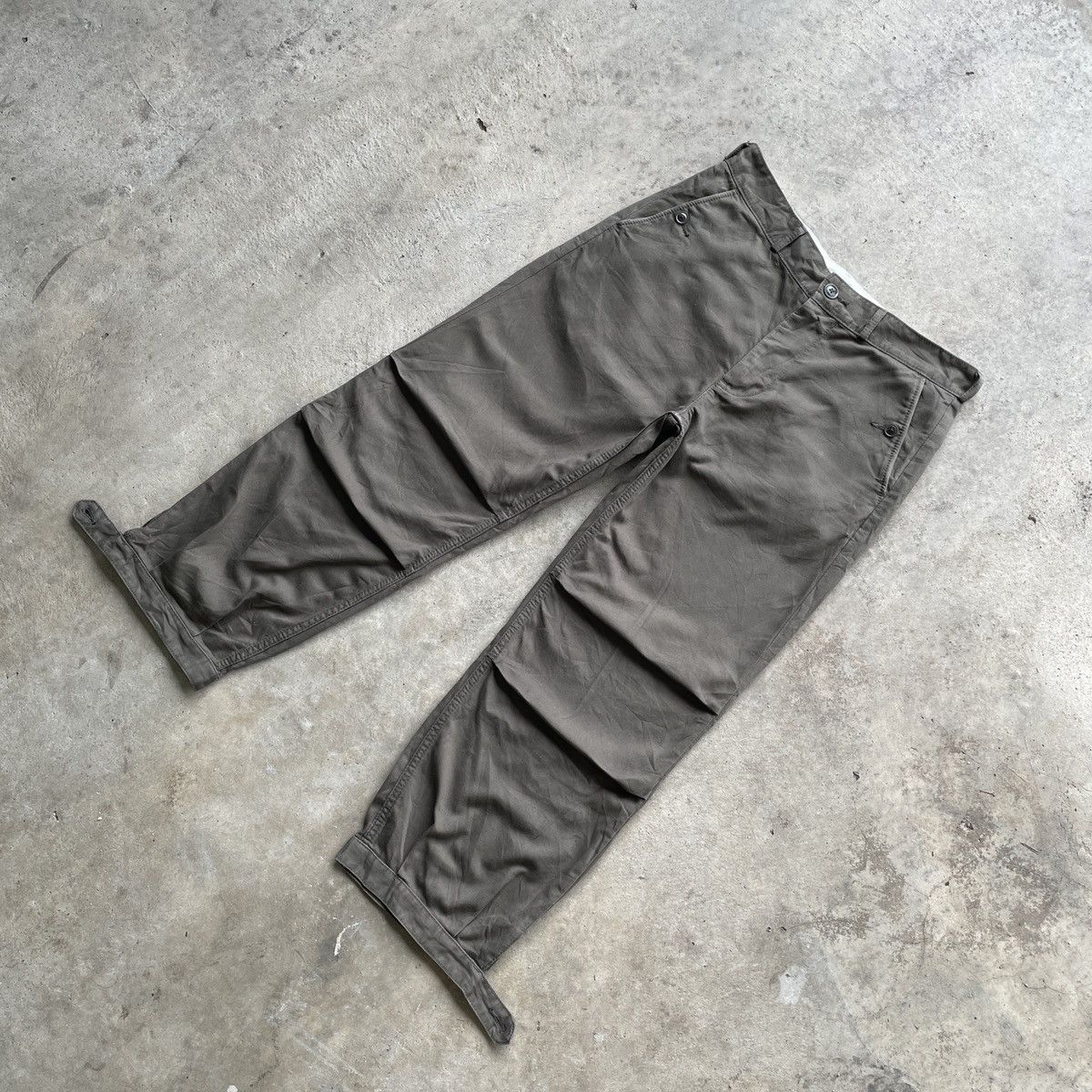 Beams Plus × Japanese Brand × Vintage Vintage Japanese Brand BEAMS Army Green Trousers Pants W30 Size US 30 / EU 46 - 2 Thumbnail