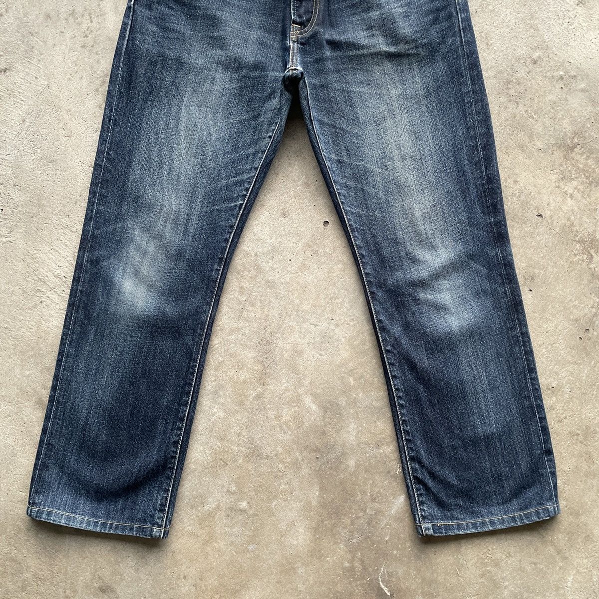 Japanese Brand × Jean Vintage Japanese Faded Jeans W32x28 Japanese Denim Pants Size US 32 / EU 48 - 4 Thumbnail