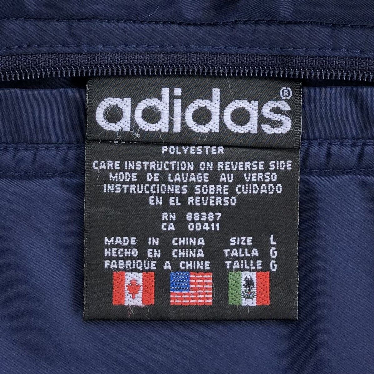 Adidas VTG 90s Adidas Big Logo Embroidery Reversible Bomber Jacket Size US L / EU 52-54 / 3 - 12 Thumbnail