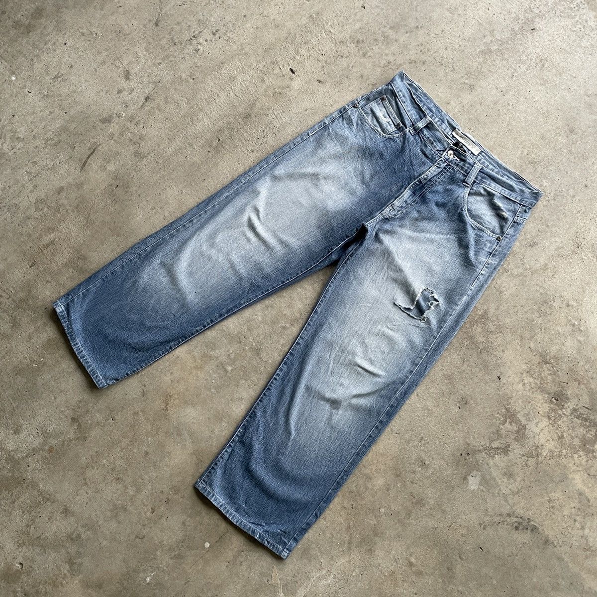 Avirex Vintage Avirex Distressed Faded Denim Jeans Pants W35x28.5 Size US 35 - 2 Thumbnail