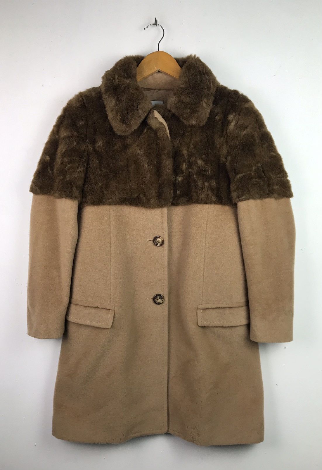 Moschino Vintage Moschino Mohair Long jacket Rare Design Size US S / EU 44-46 / 1 - 1 Thumbnail