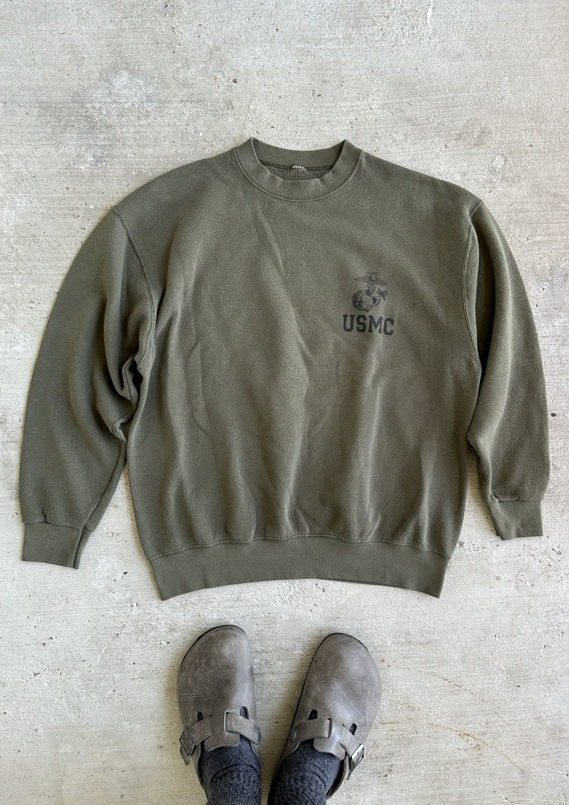 Vintage Vintage US Marines USMC Military Crewneck Sweatshirt Size US L / EU 52-54 / 3 - 1 Thumbnail