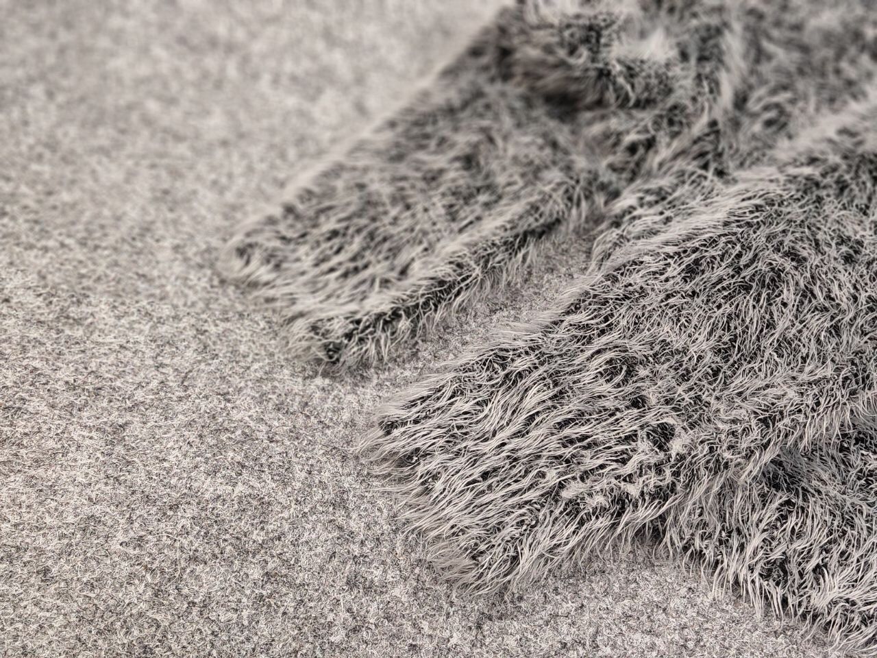 Japanese Brand Vintage 90's Japanese Gray Mohair Style Fuzzy Sweater Hype Size M / US 6-8 / IT 42-44 - 14 Thumbnail