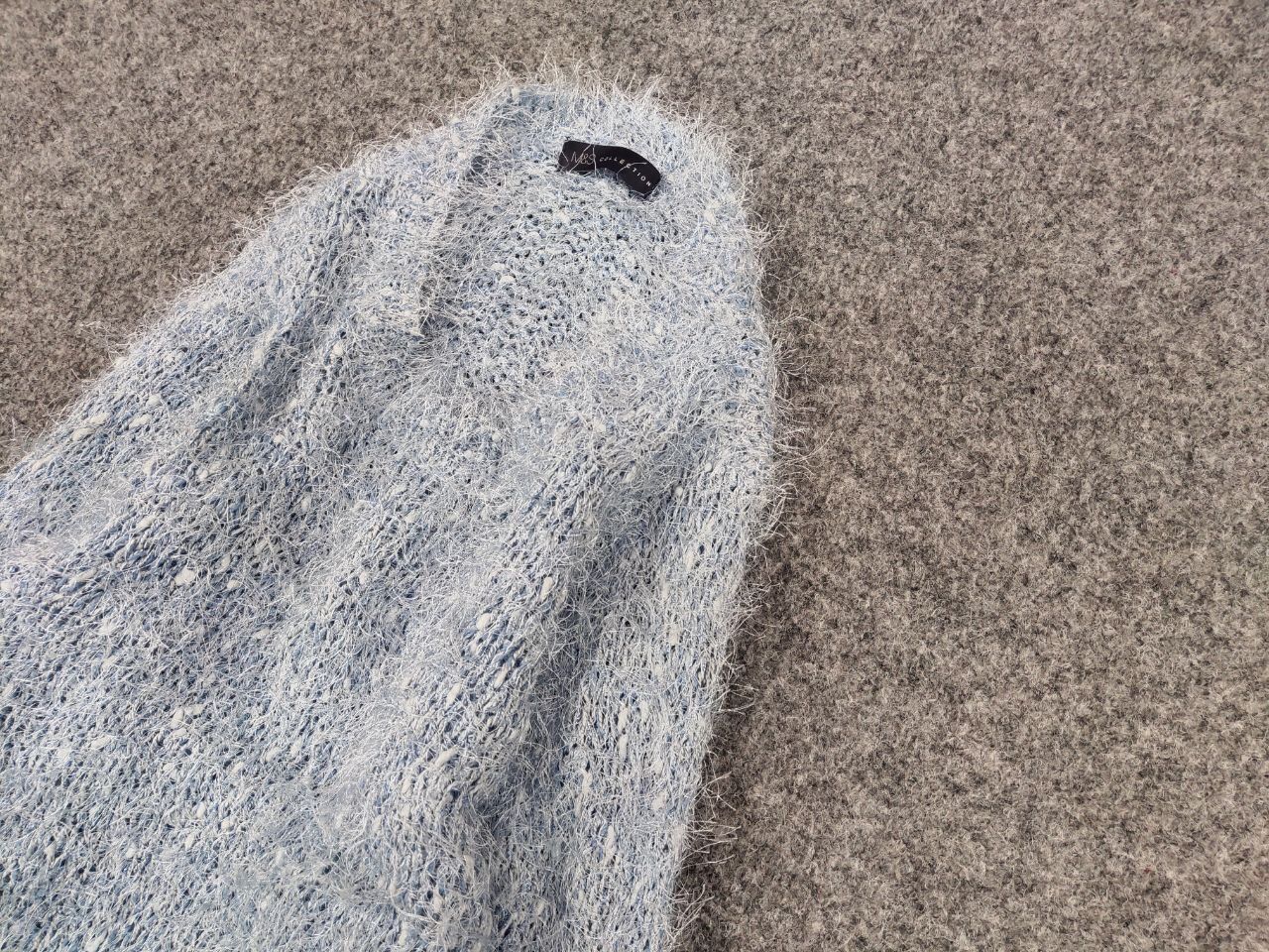 Japanese Brand Vintage 90's Japanese Blue Mohair Style Fuzzy Sweater Hype Size M / US 6-8 / IT 42-44 - 4 Thumbnail