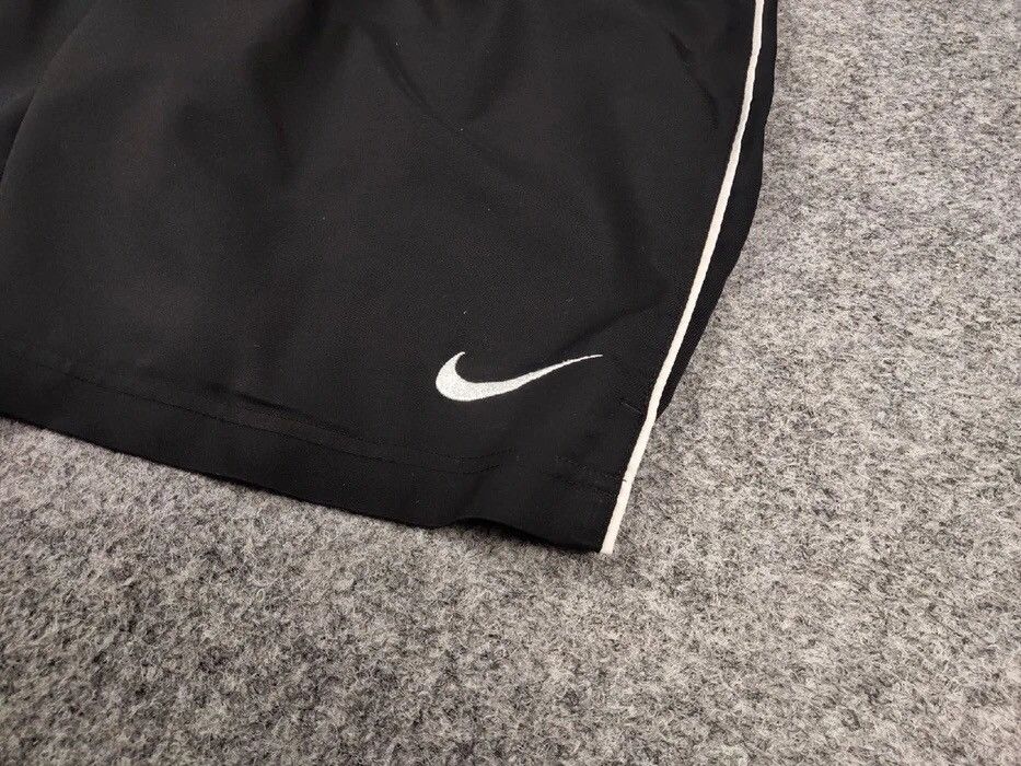 Nike Vintage Nike Shorts Black Logo swoosh casual Y2K Streetwear Size US 35 - 5 Thumbnail