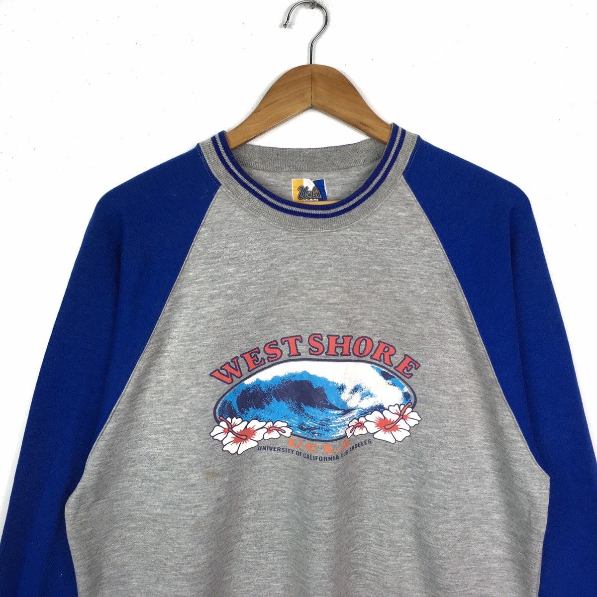 Vintage Vintage UCLA Weat Shore Hawaii Big Logo Sweatshirt Size US L / EU 52-54 / 3 - 3 Thumbnail