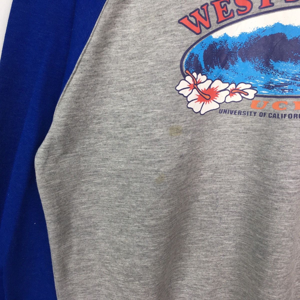 Vintage Vintage UCLA Weat Shore Hawaii Big Logo Sweatshirt Size US L / EU 52-54 / 3 - 5 Thumbnail