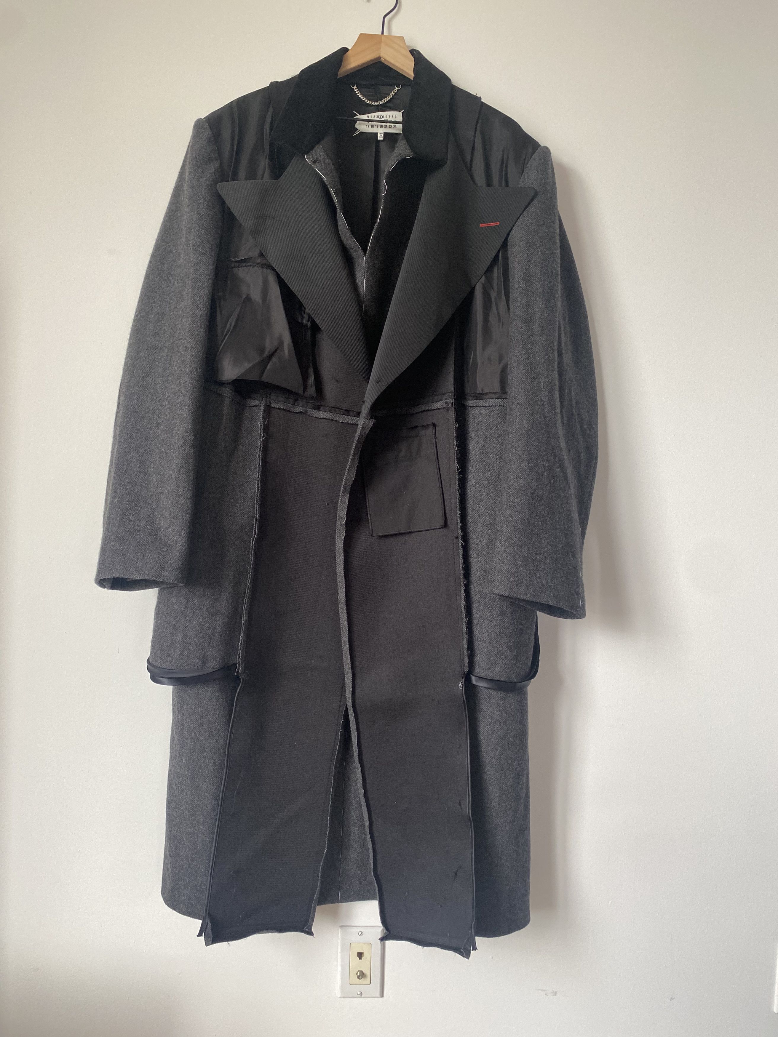 image of Maison Margiela Margiela Grail "plain Long Coat" Full Length Jacket in Black, Men's (Size Medium)
