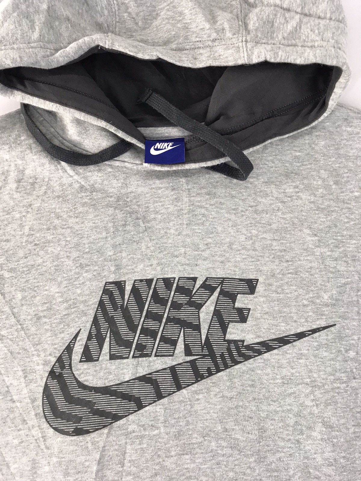 Nike Pull Over Nike Art Swoosh Logo Hoodie Sweatshirt Size US XL / EU 56 / 4 - 3 Thumbnail