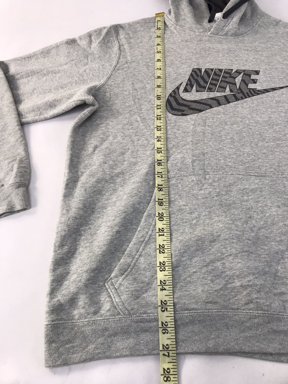 Nike Pull Over Nike Art Swoosh Logo Hoodie Sweatshirt Size US XL / EU 56 / 4 - 12 Thumbnail
