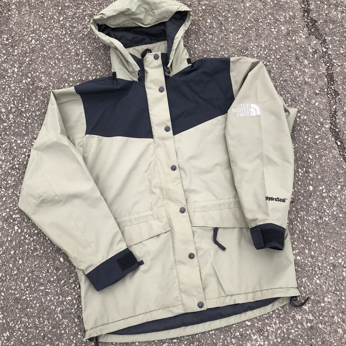 The North Face × Vintage Vintage 90s The North Face HydroSeal shell jacket Olive sz M Size US M / EU 48-50 / 2 - 1 Thumbnail