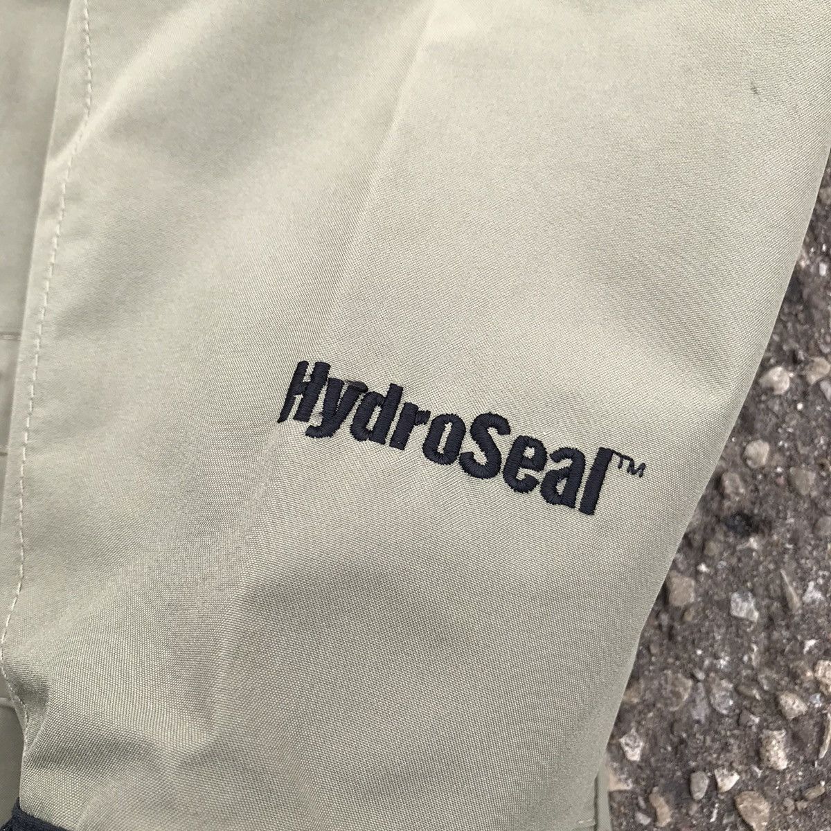 The North Face × Vintage Vintage 90s The North Face HydroSeal shell jacket Olive sz M Size US M / EU 48-50 / 2 - 4 Thumbnail