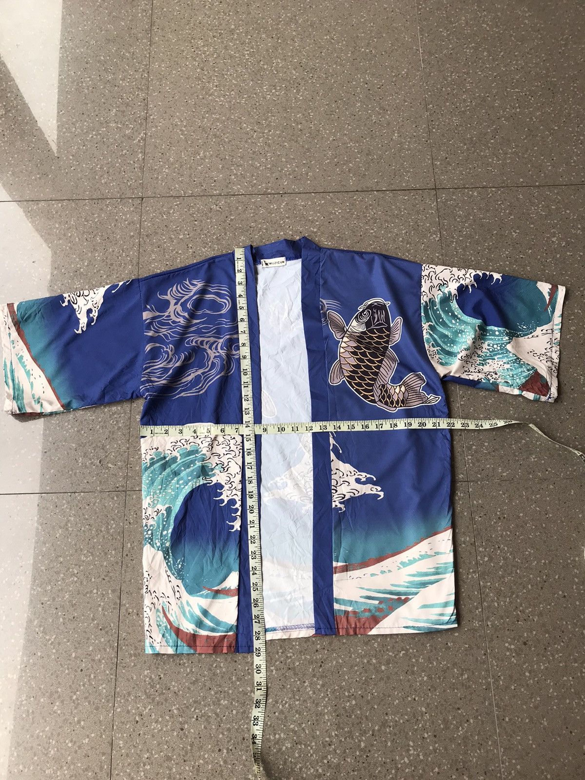 Japanese Brand Rayon Fullprint kimono koi fish noragi wave fits all Size US L / EU 52-54 / 3 - 8 Thumbnail