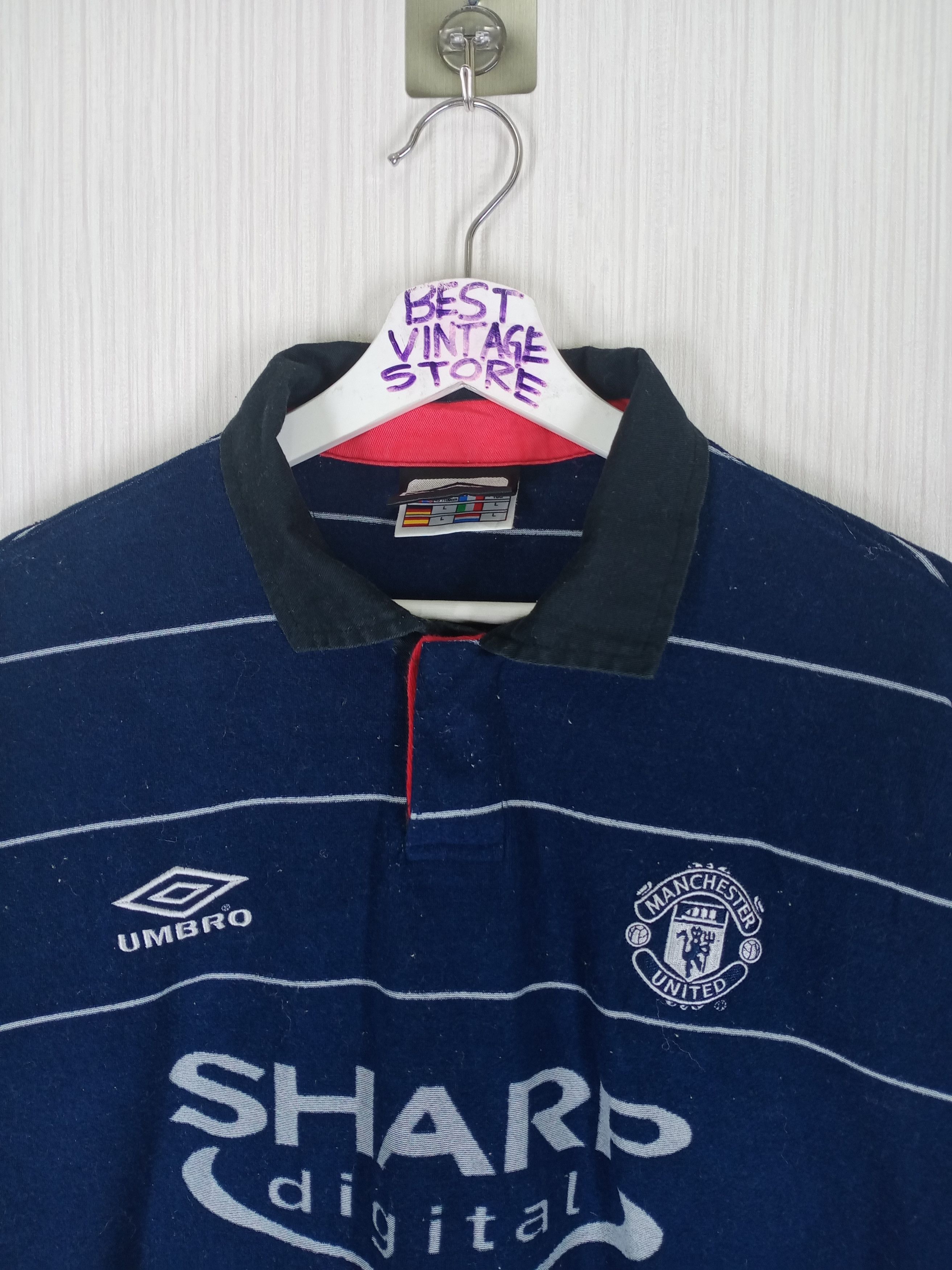 Umbro Manchester United Umbro Vintage Size US L / EU 52-54 / 3 - 4 Thumbnail