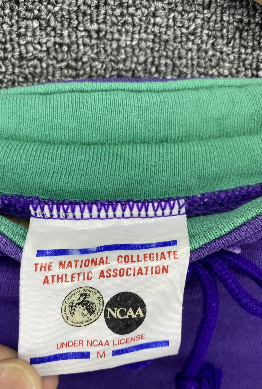 Descente Vintage Ncaa Athletics Collegiate By Descente Sweatshirts Size US M / EU 48-50 / 2 - 7 Thumbnail