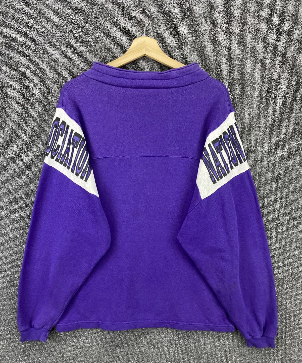 Descente Vintage Ncaa Athletics Collegiate By Descente Sweatshirts Size US M / EU 48-50 / 2 - 9 Thumbnail