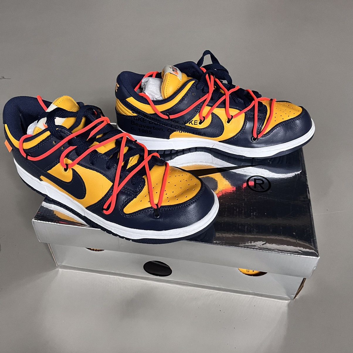 Nike x Off-White University Gold Dunk Low